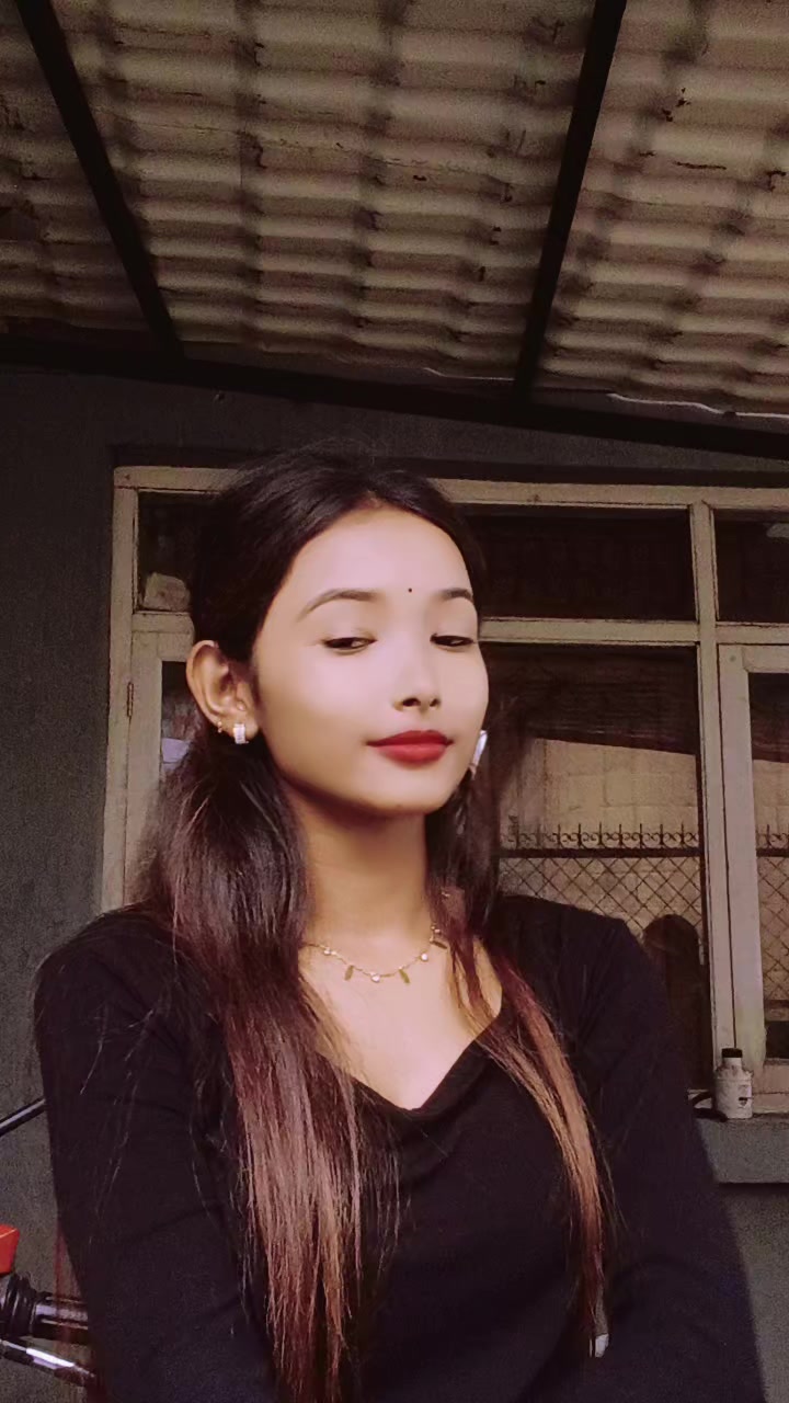 @Sanu🫀😘
