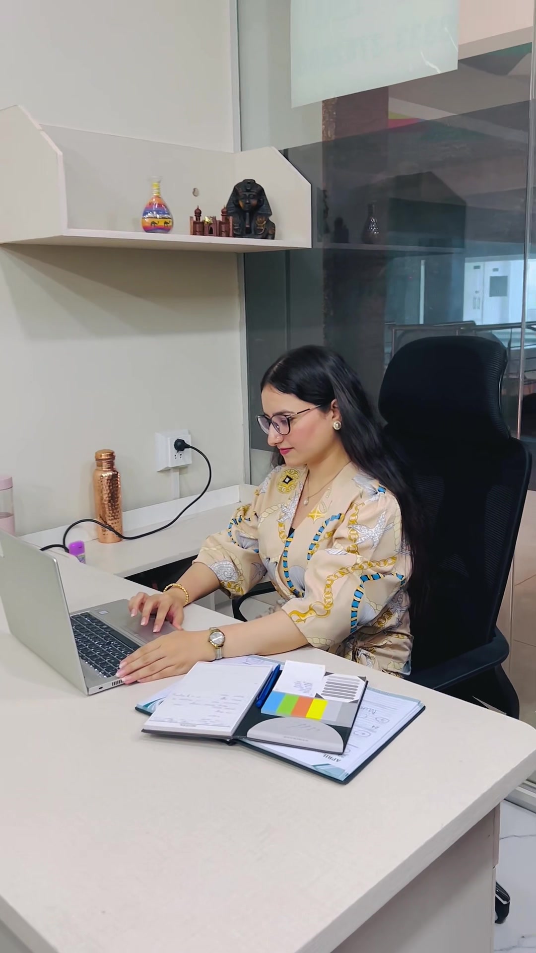 @Karishma Nenwani965