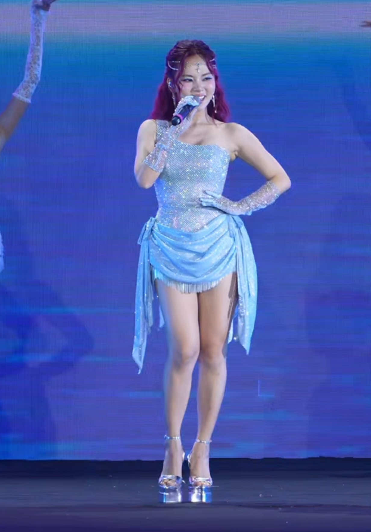 @Ngô Lan Hương