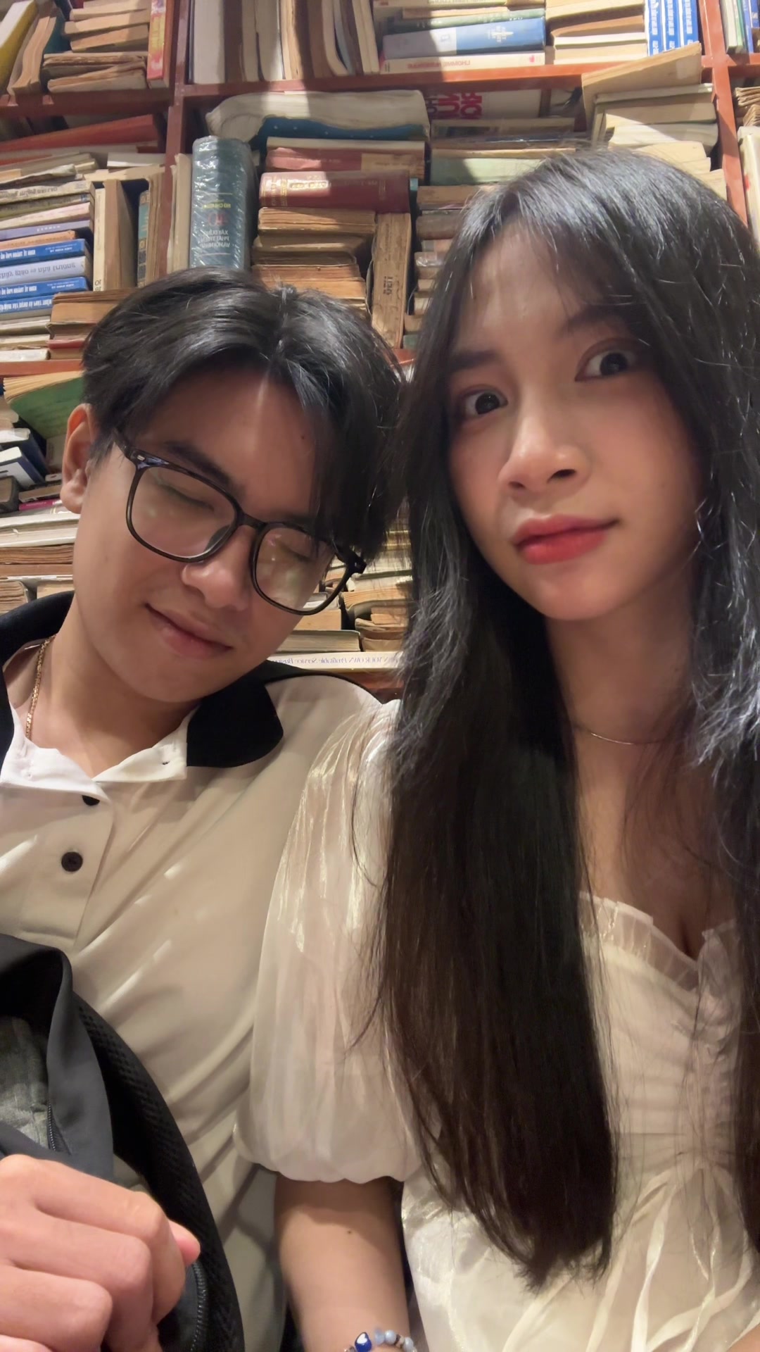 @Khủng long cau có