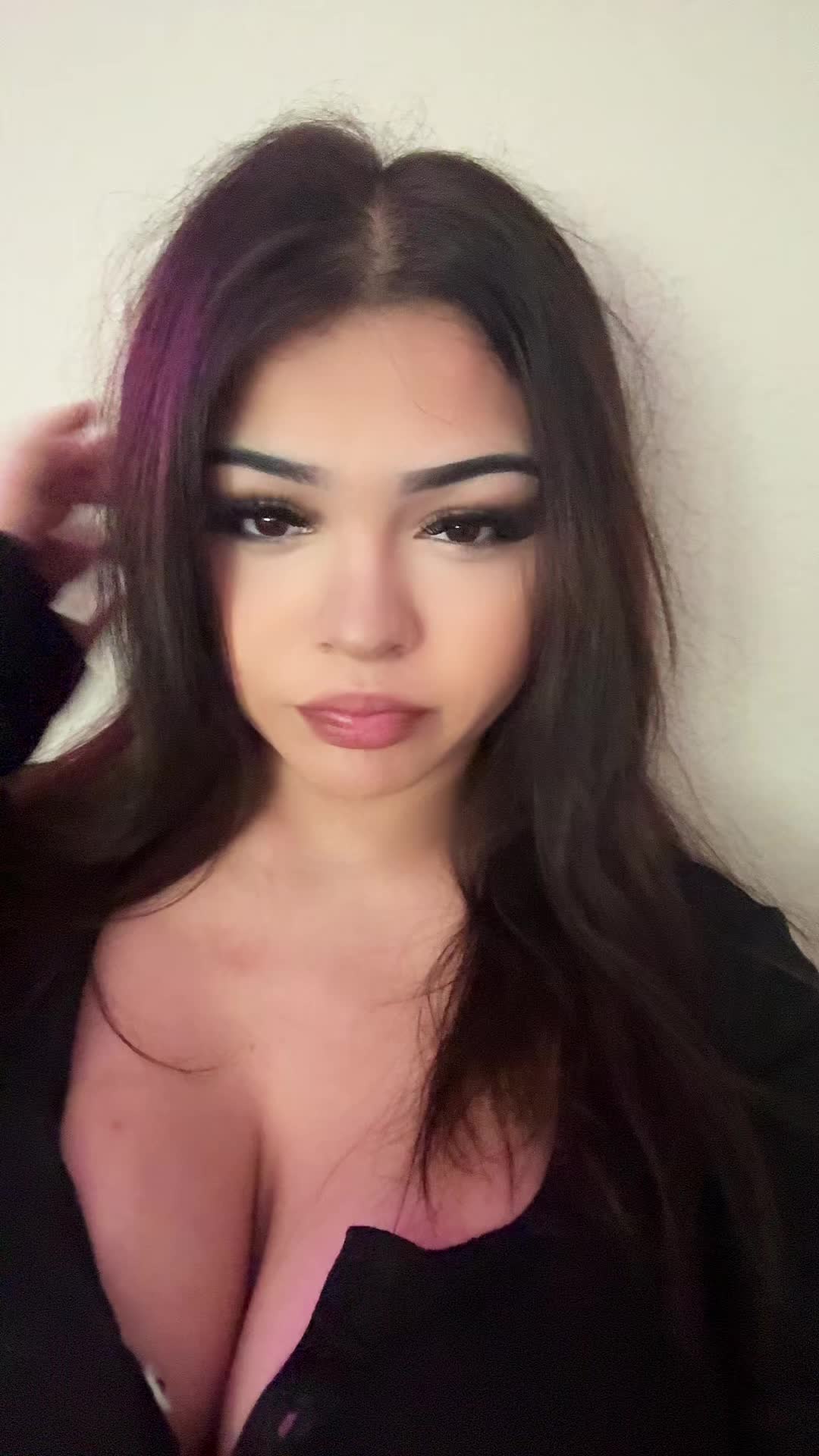 @Elisa