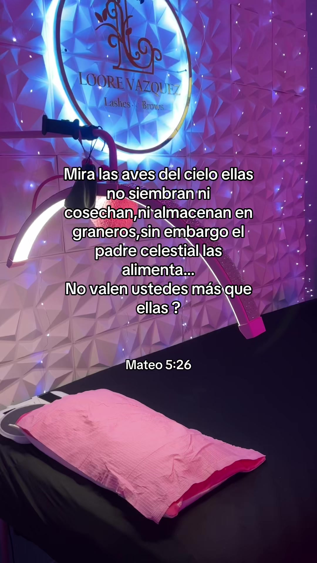 @🦋Loore Vazquez🦋