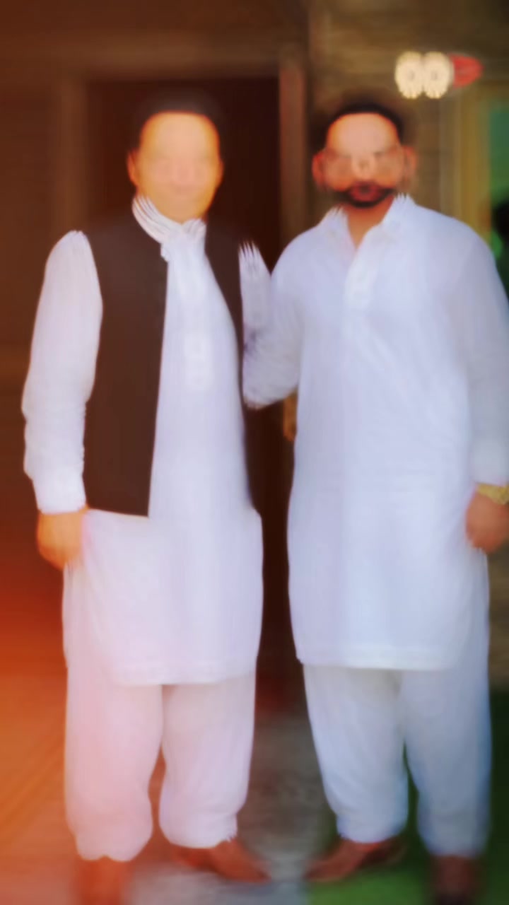 @Malik Rehan awan😎✌