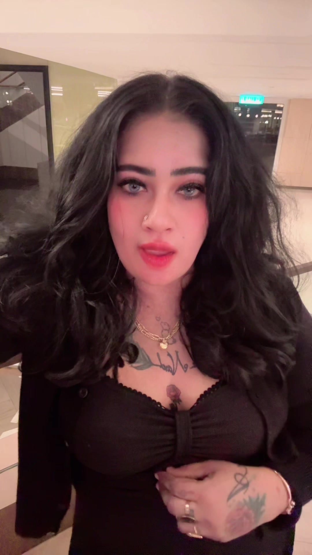 @RoseVeronica🇲🇾🇬🇧