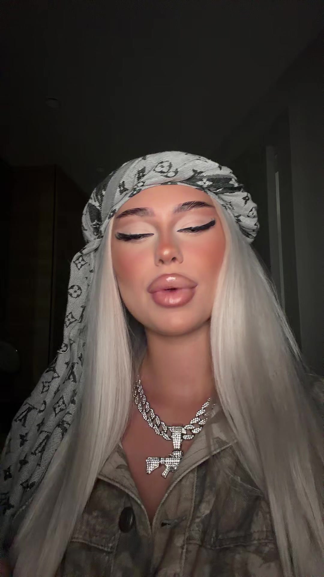 @Syndii69