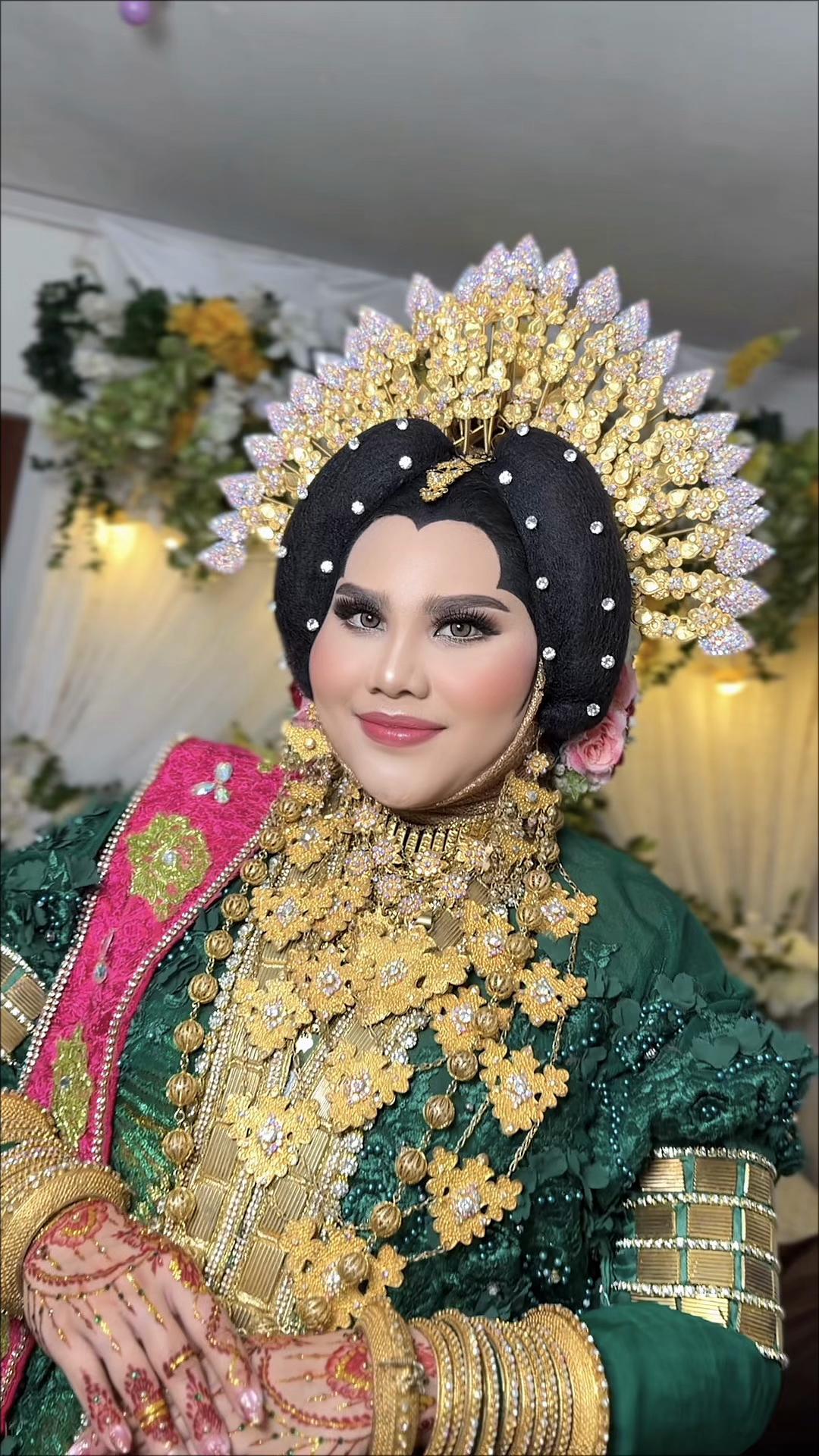 @DEBHY SALON & BRIDAL AMBON