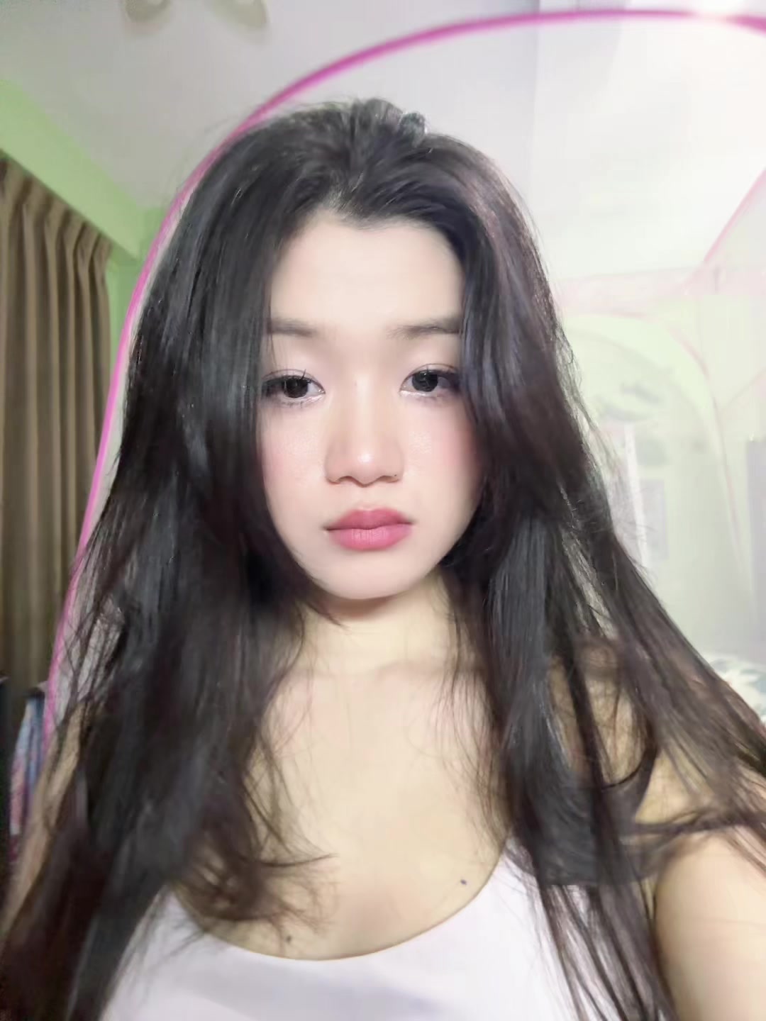 @yOOnkHIn LAY