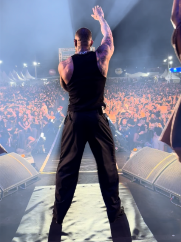 @Léo Santana