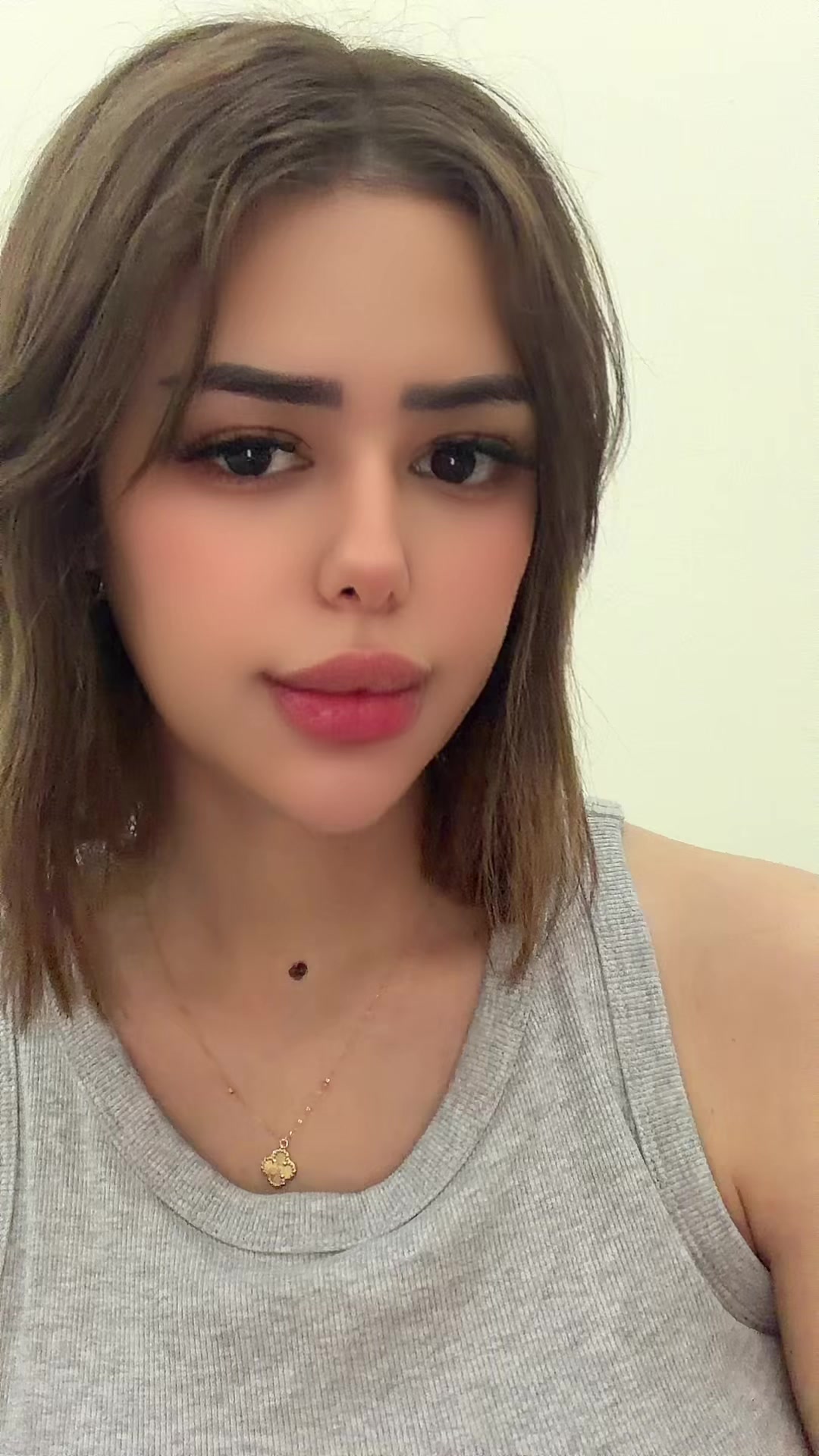 @KhaDiJa  ll خديجة