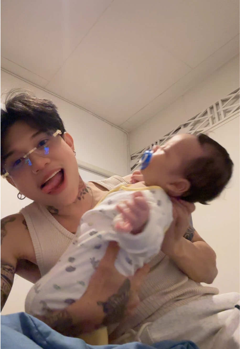 @คุณ : อธิป(Story)🦋✨
