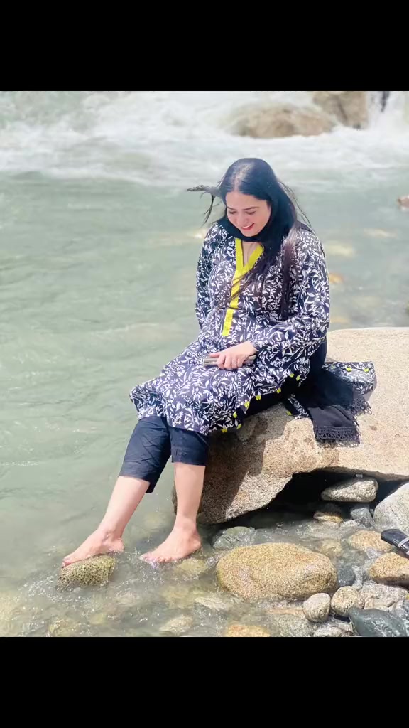 @Mahimalik🦋