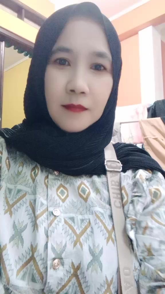 @Reni Rohayani379