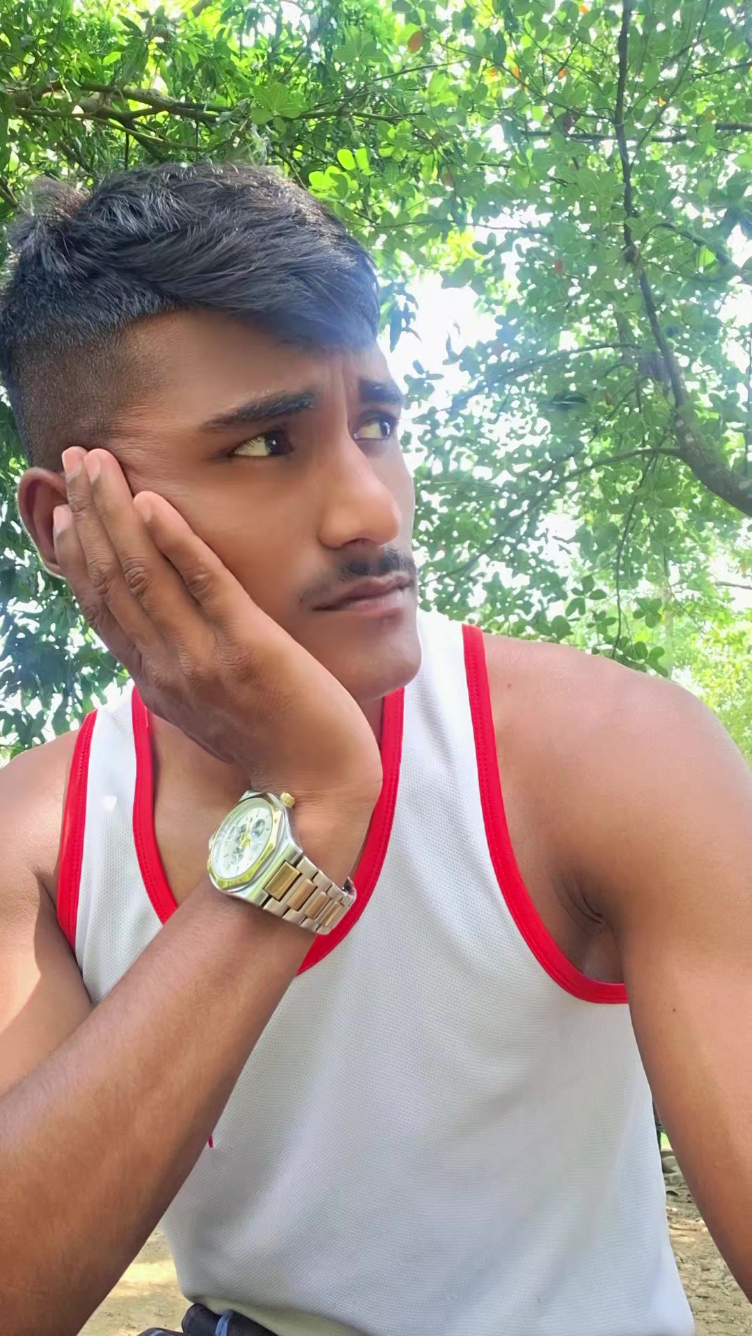 @Rahul✨🥀