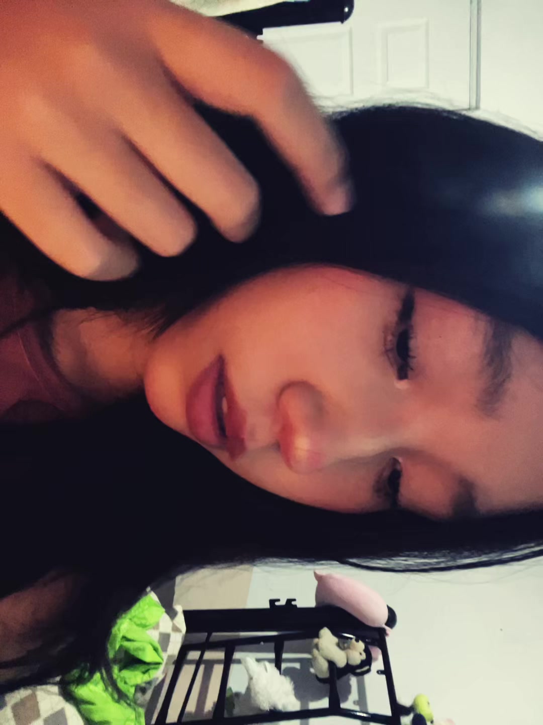 @🦦