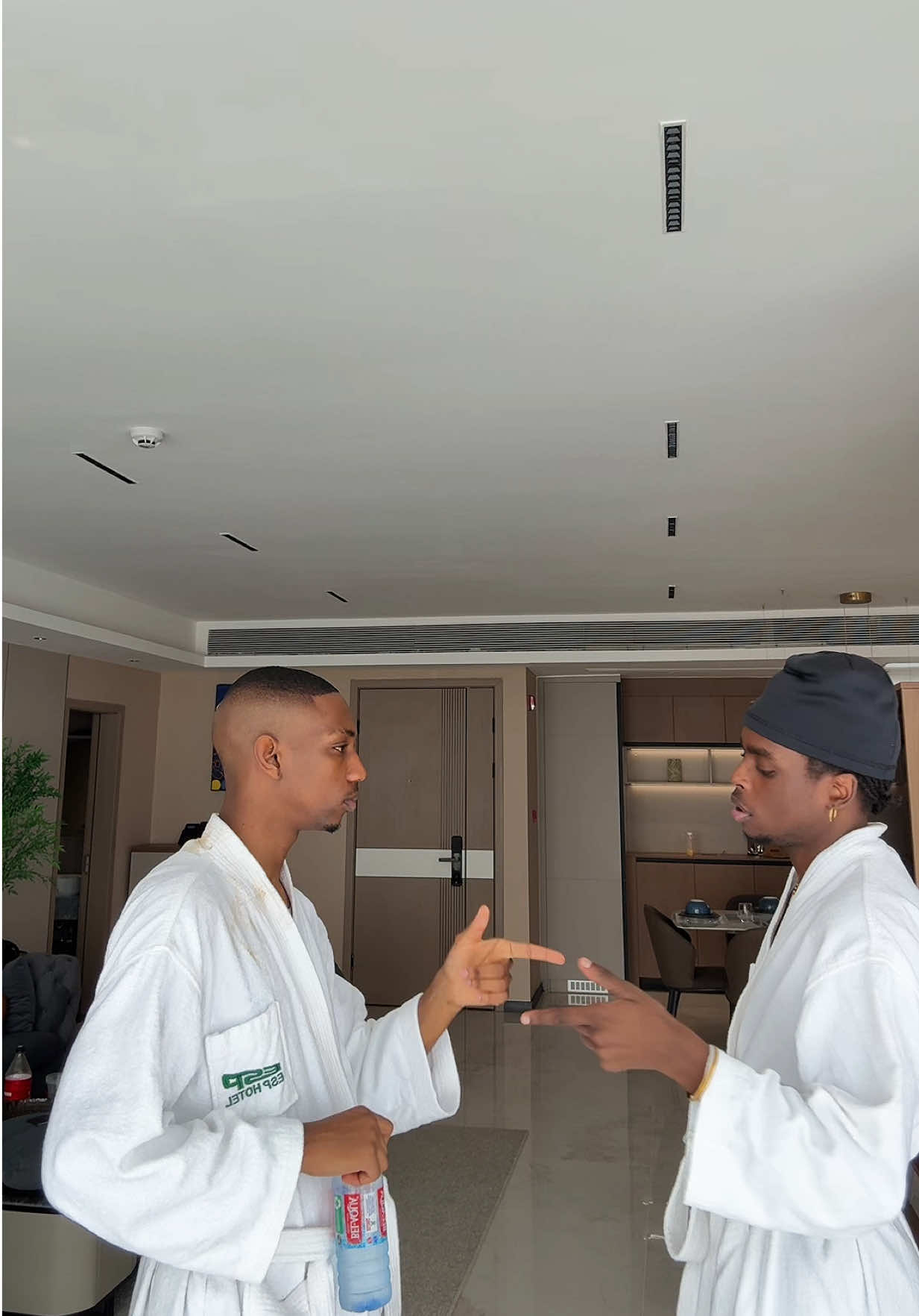@Hinade🦅