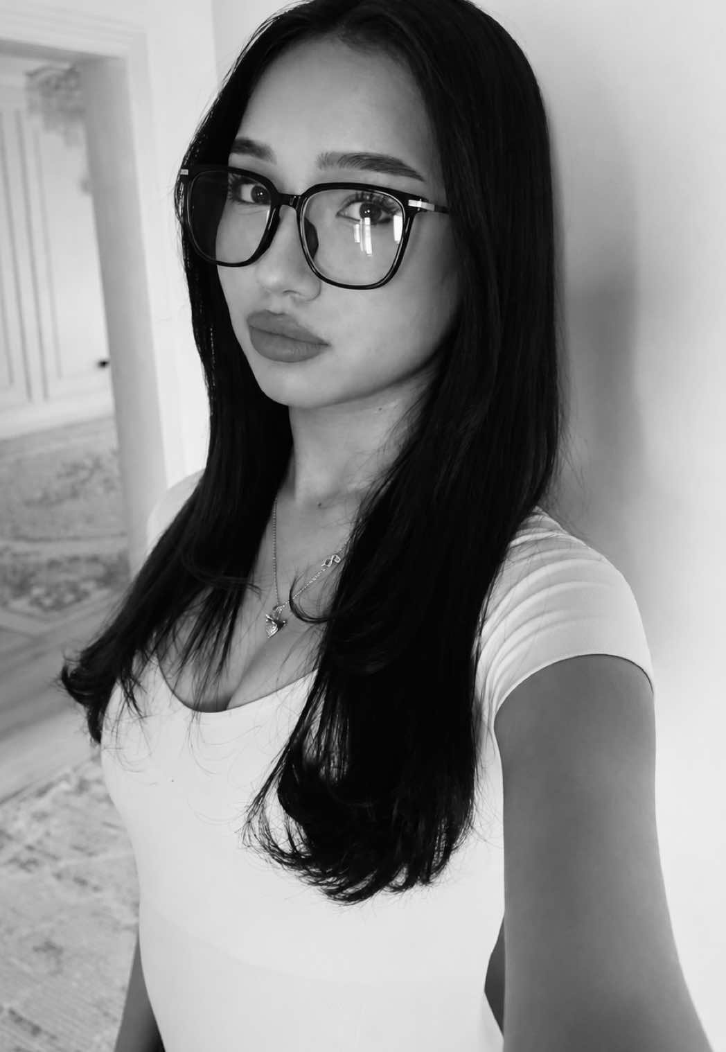 @llekksa
