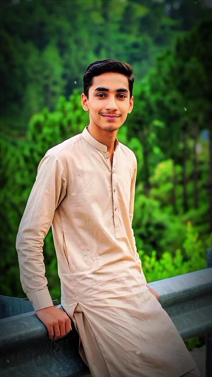 @🇵🇰😎MALIK HAMAYL SAB😎🇨🇳