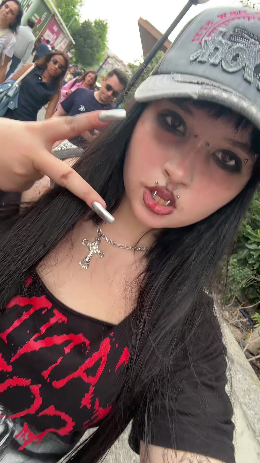 @Белис🧟&zwj;♀️