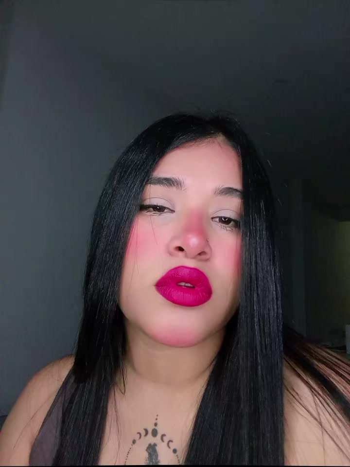 @Dani 🦂🌺🌸