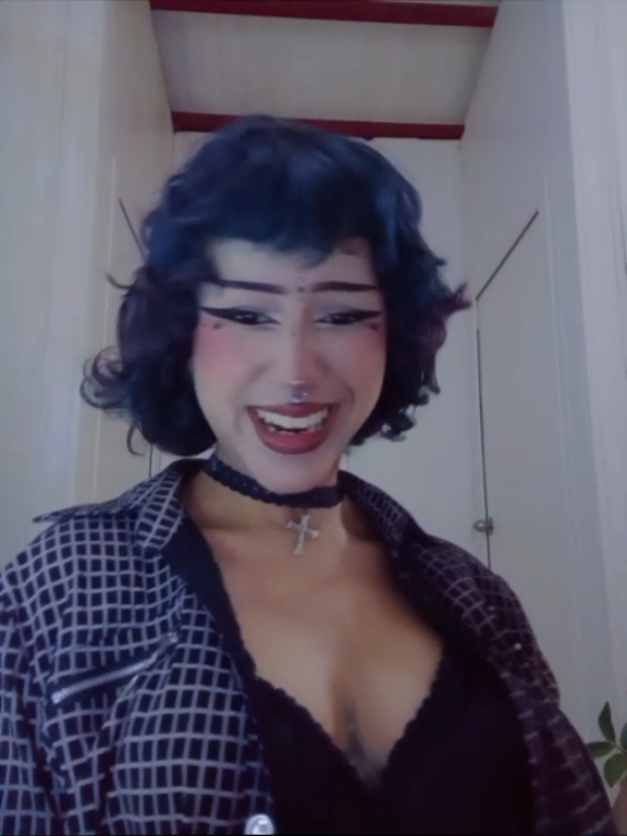 @†‡†Gene Díaz🦇🩸