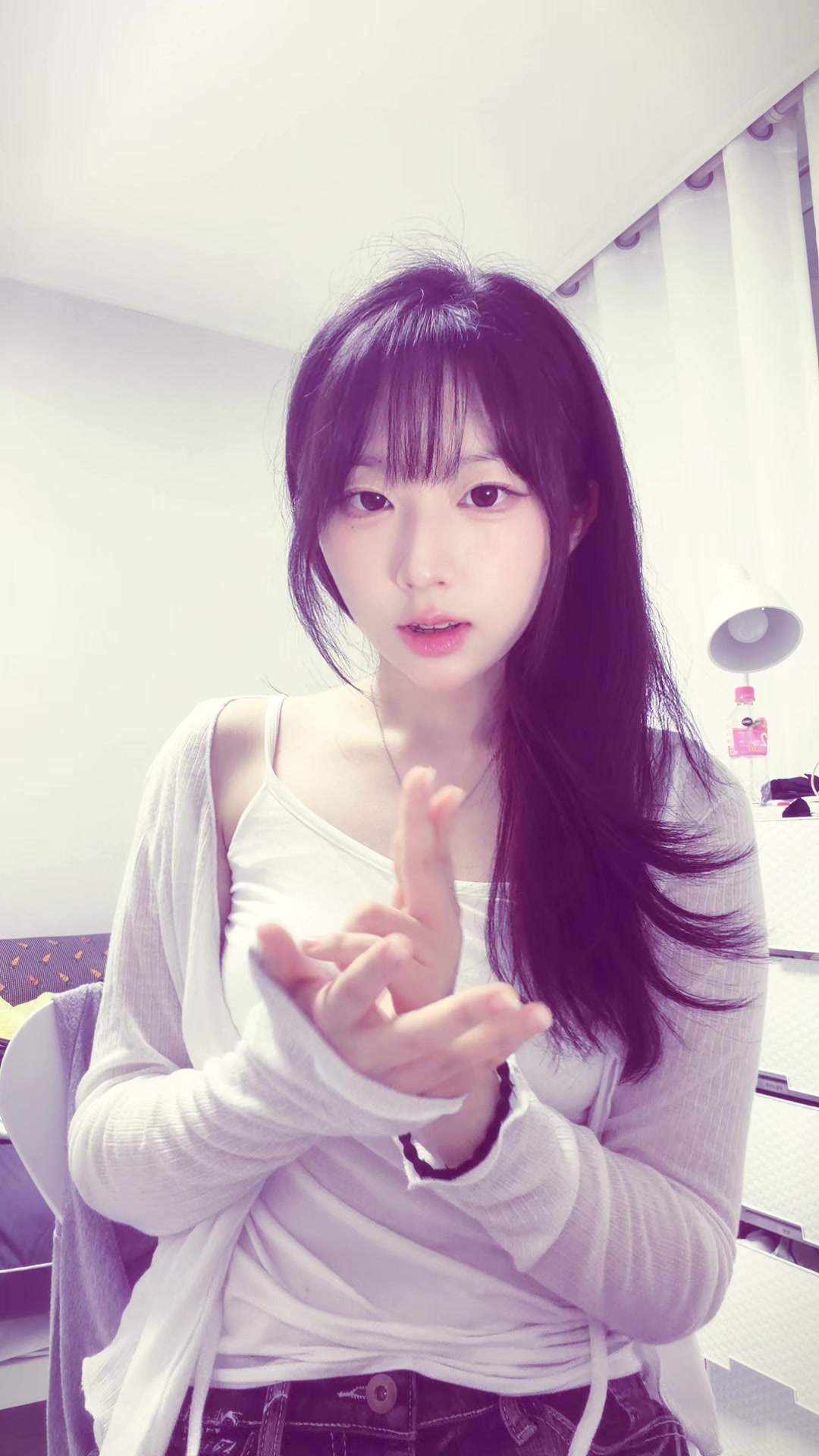 @여니