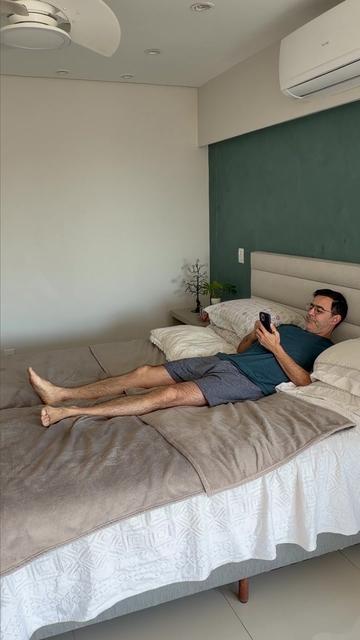 @CJ
