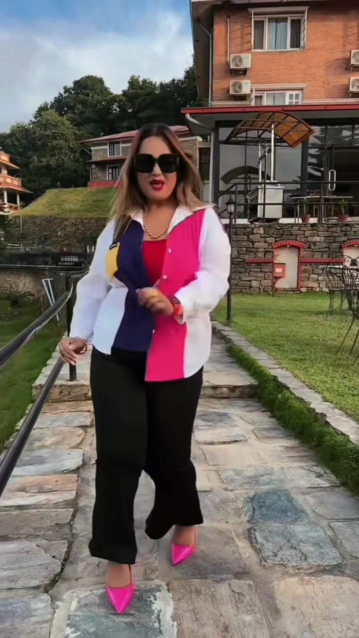 @Radhika😍