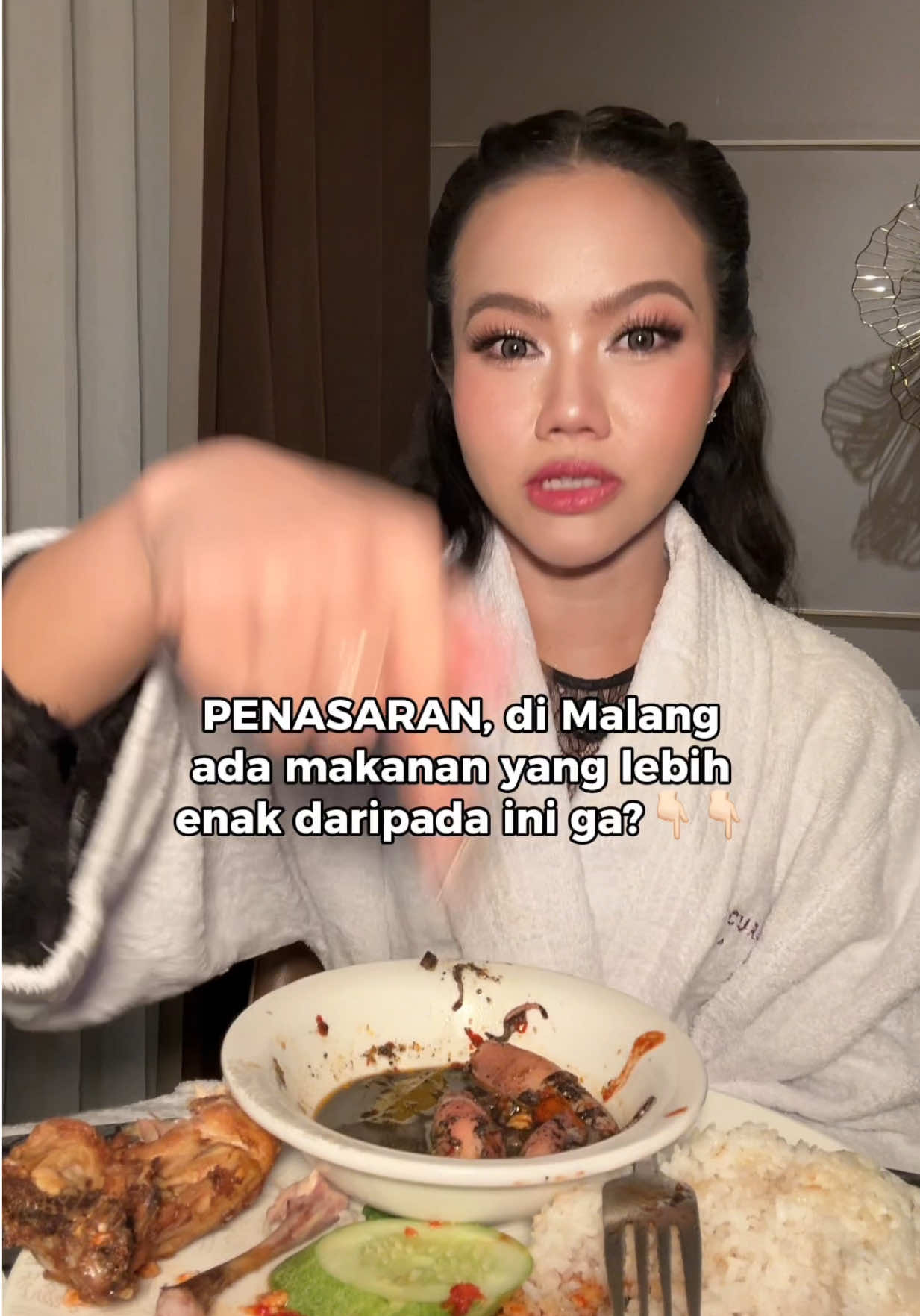 @Yura Yunita