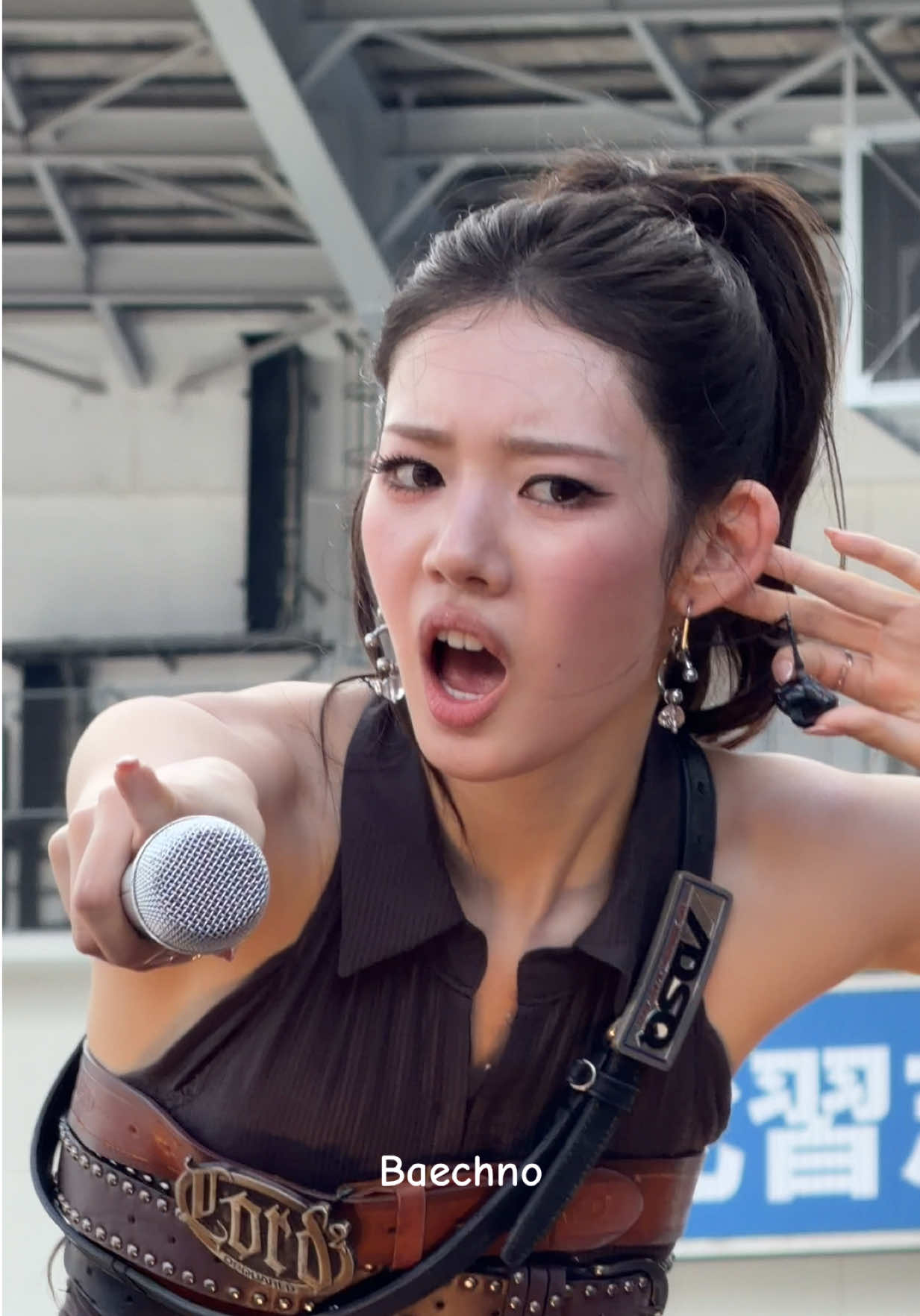 @Baechno