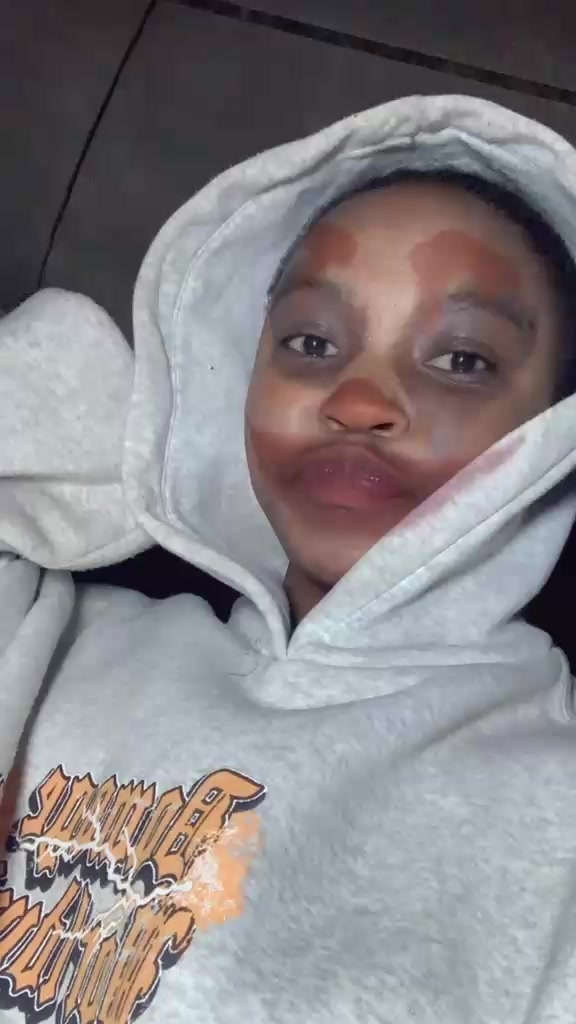 @NizoleNkabi