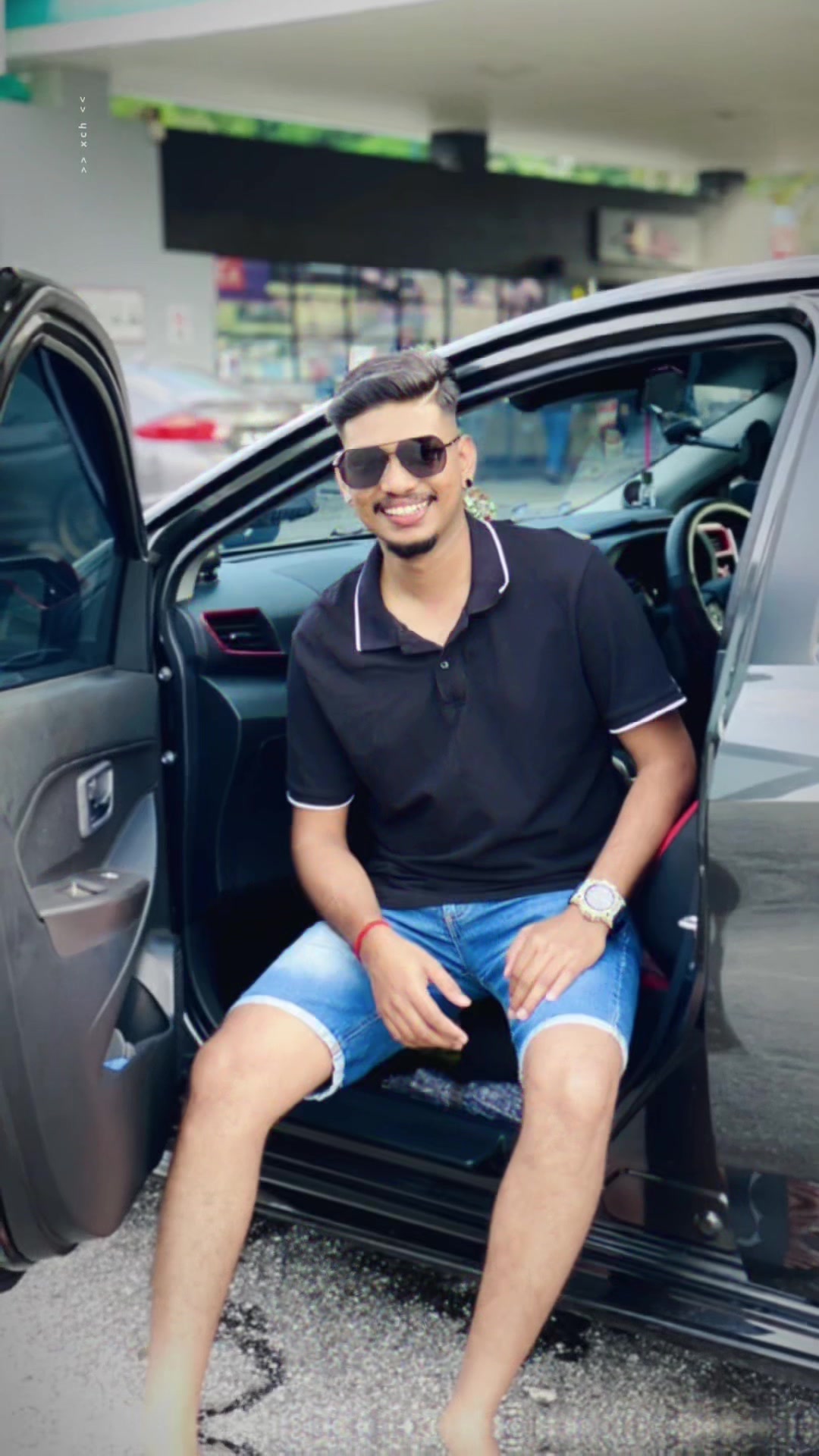 @Vinoth🖤🥵🐊