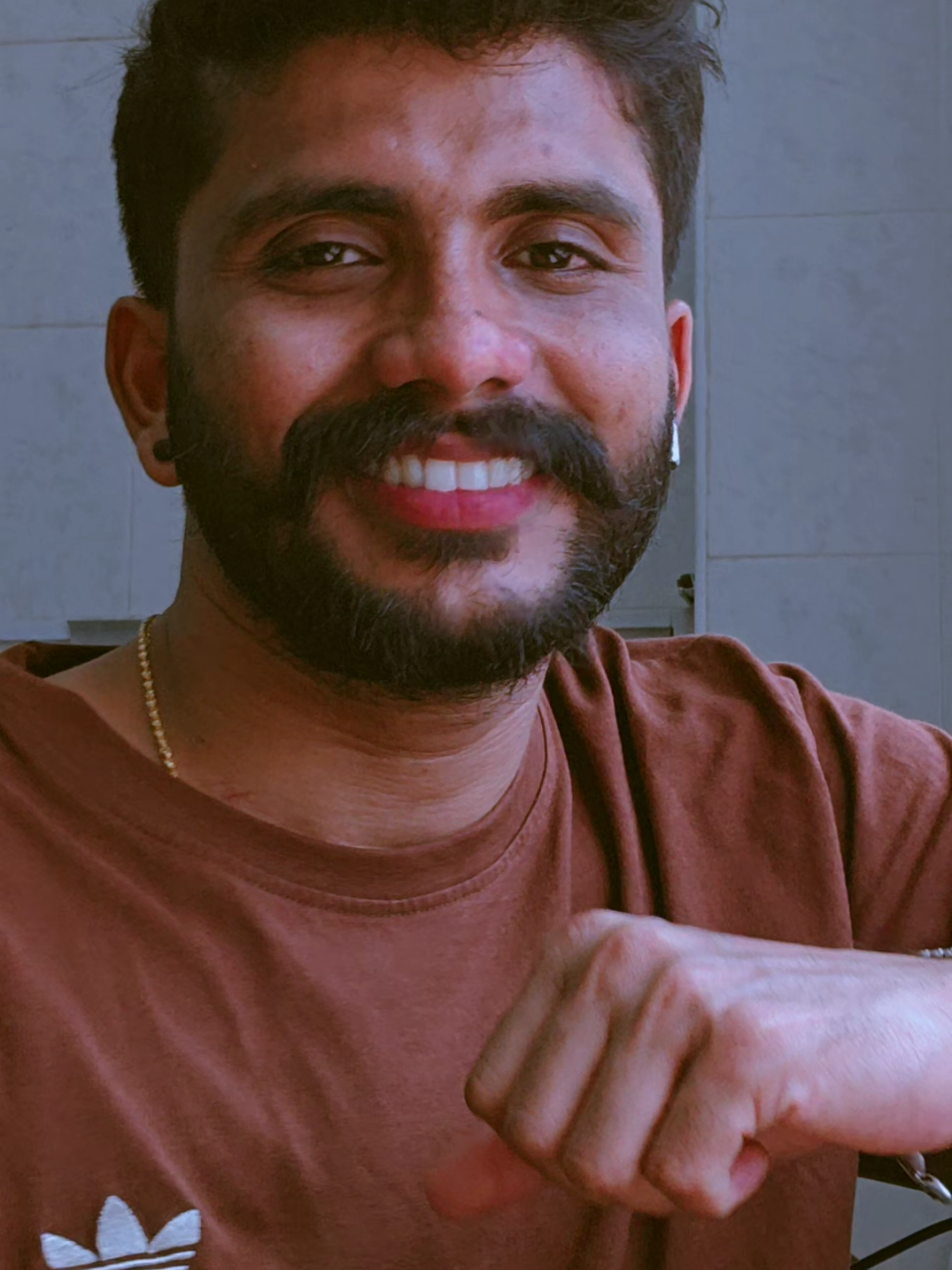 @Vinu.chennara