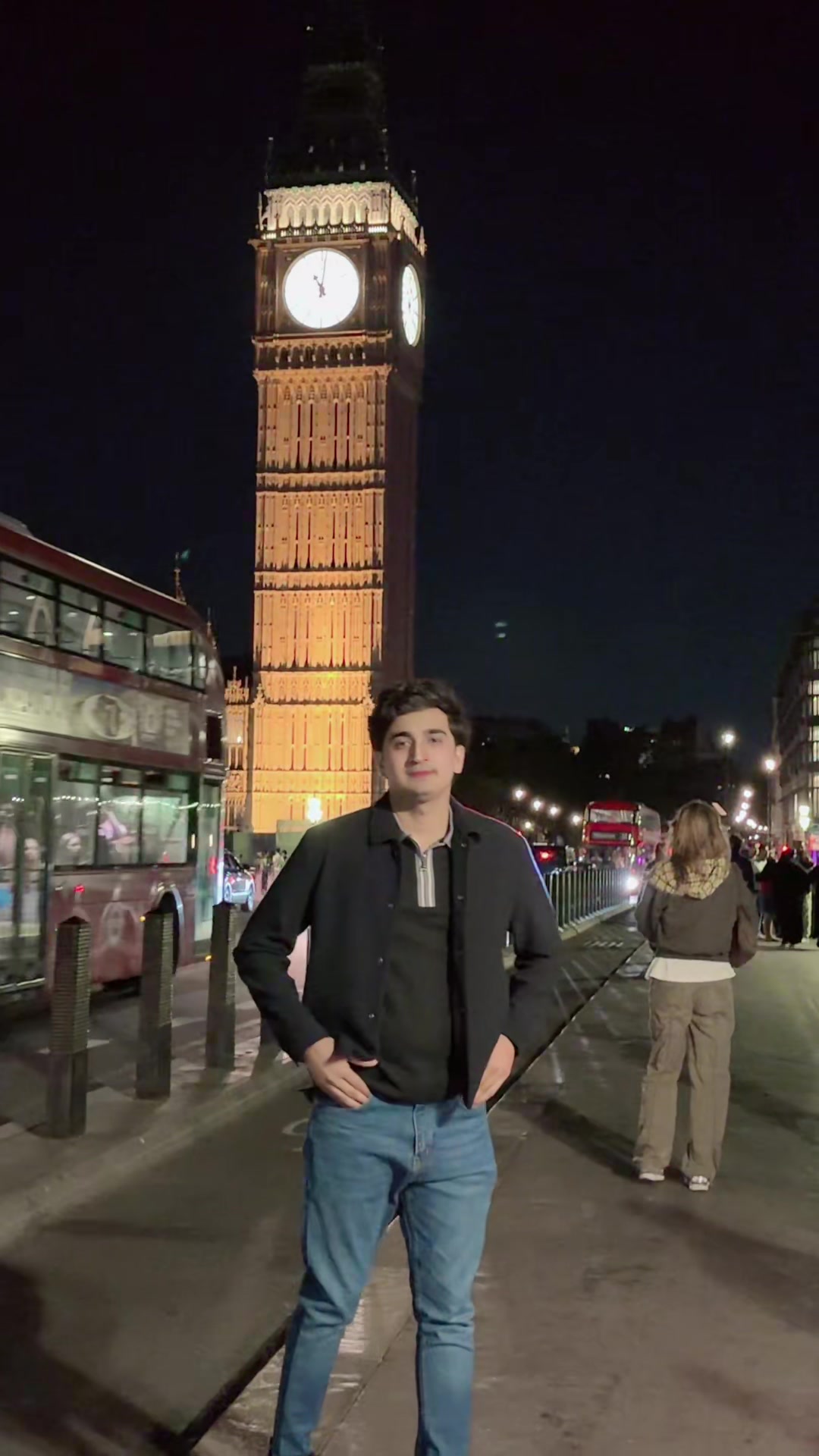 @Rai Bakar 🇵🇰 🇬🇧