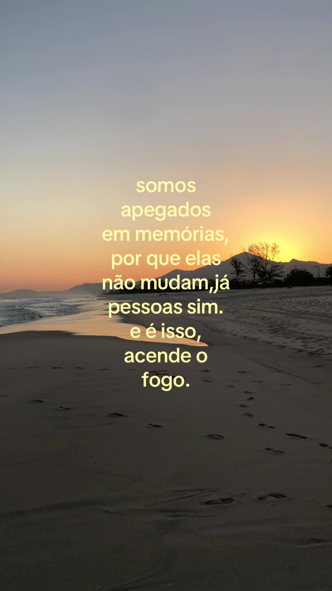 @꩜