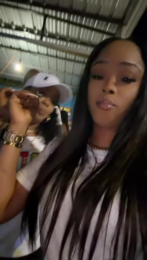 @DeeDee