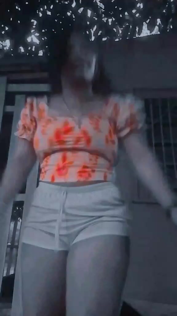 @laurabarrios
