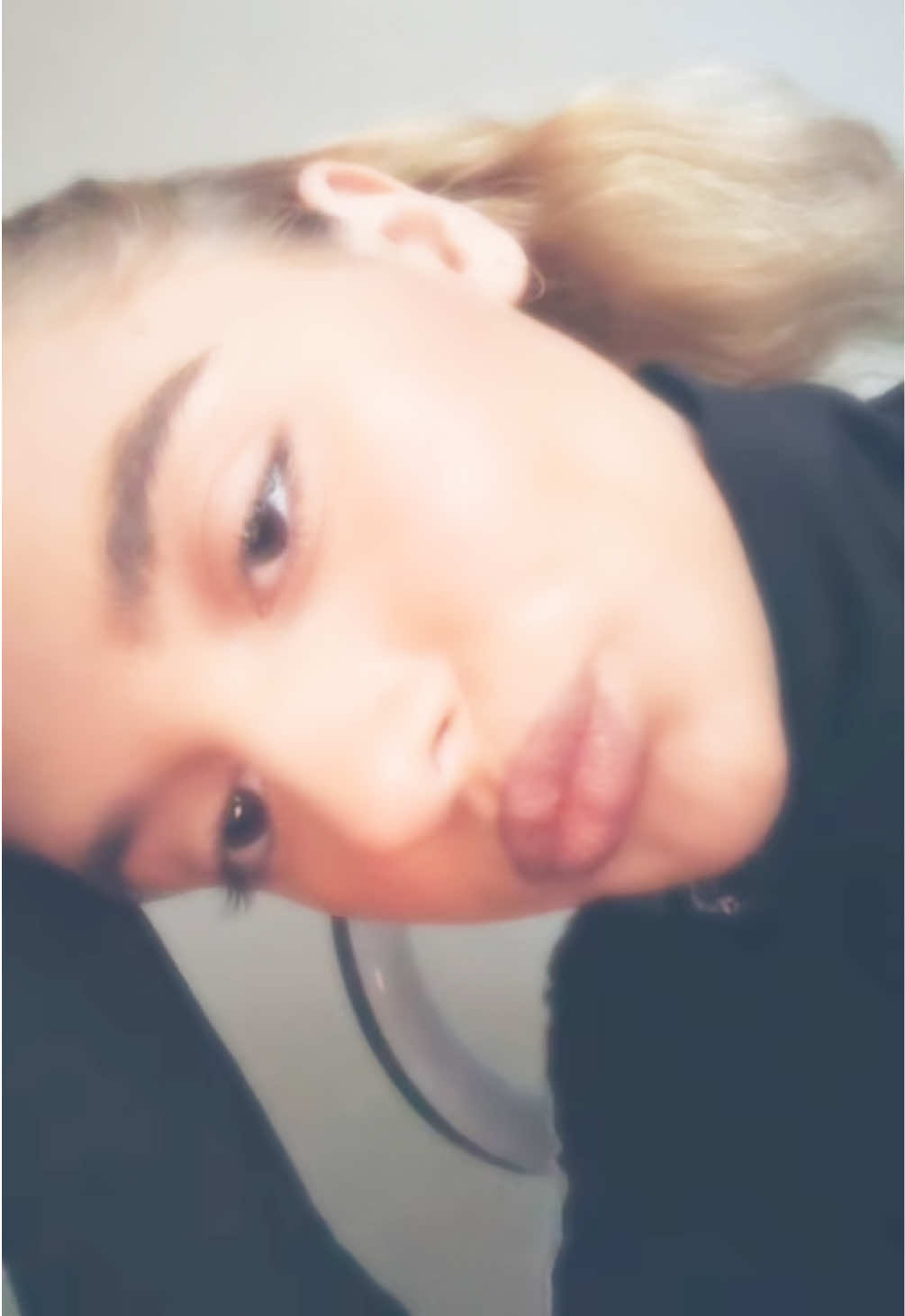 @vikixq👑