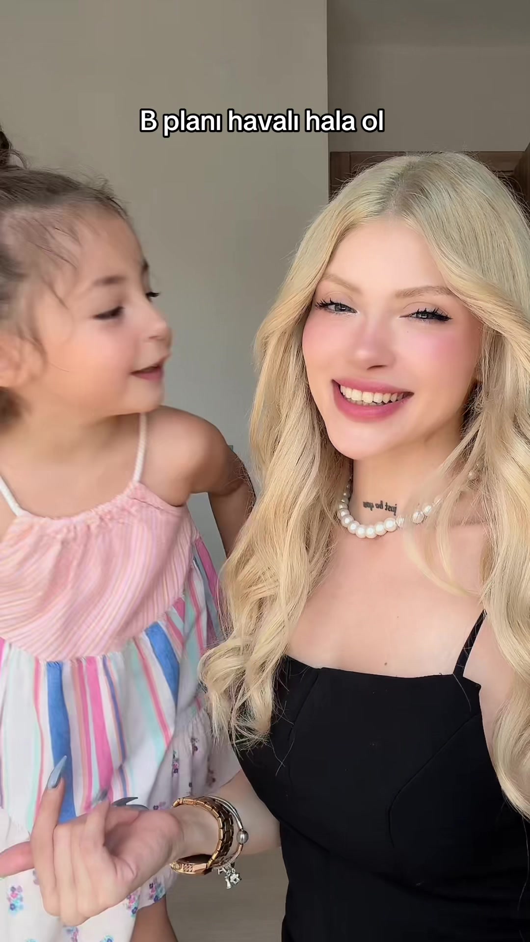 @Ayşegül