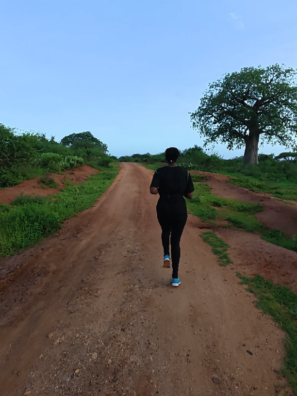@thequietrunner woman