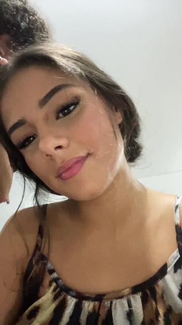 @laviniaaroux