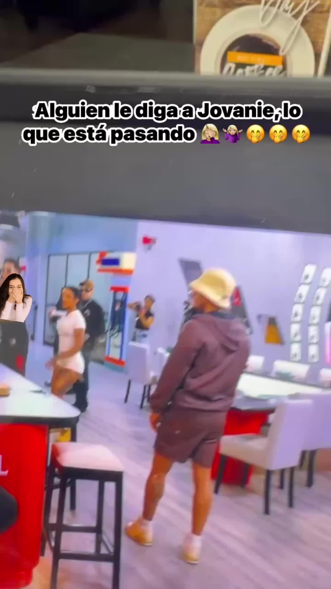 @latinasnailssbyirma