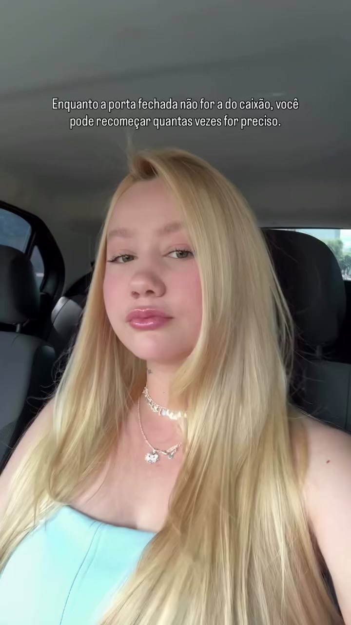 @gabriellypelizario