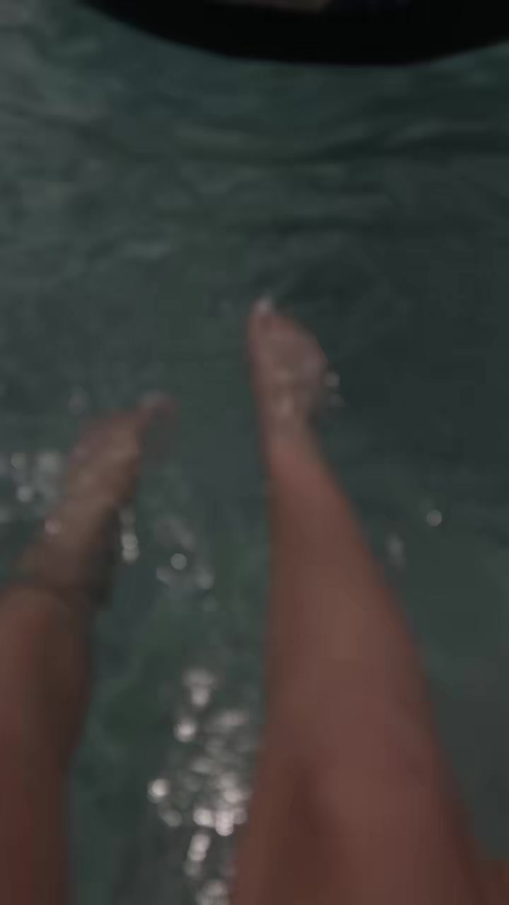 @𝘔𝘢𝘤𝘬𝘦𝘯𝘻