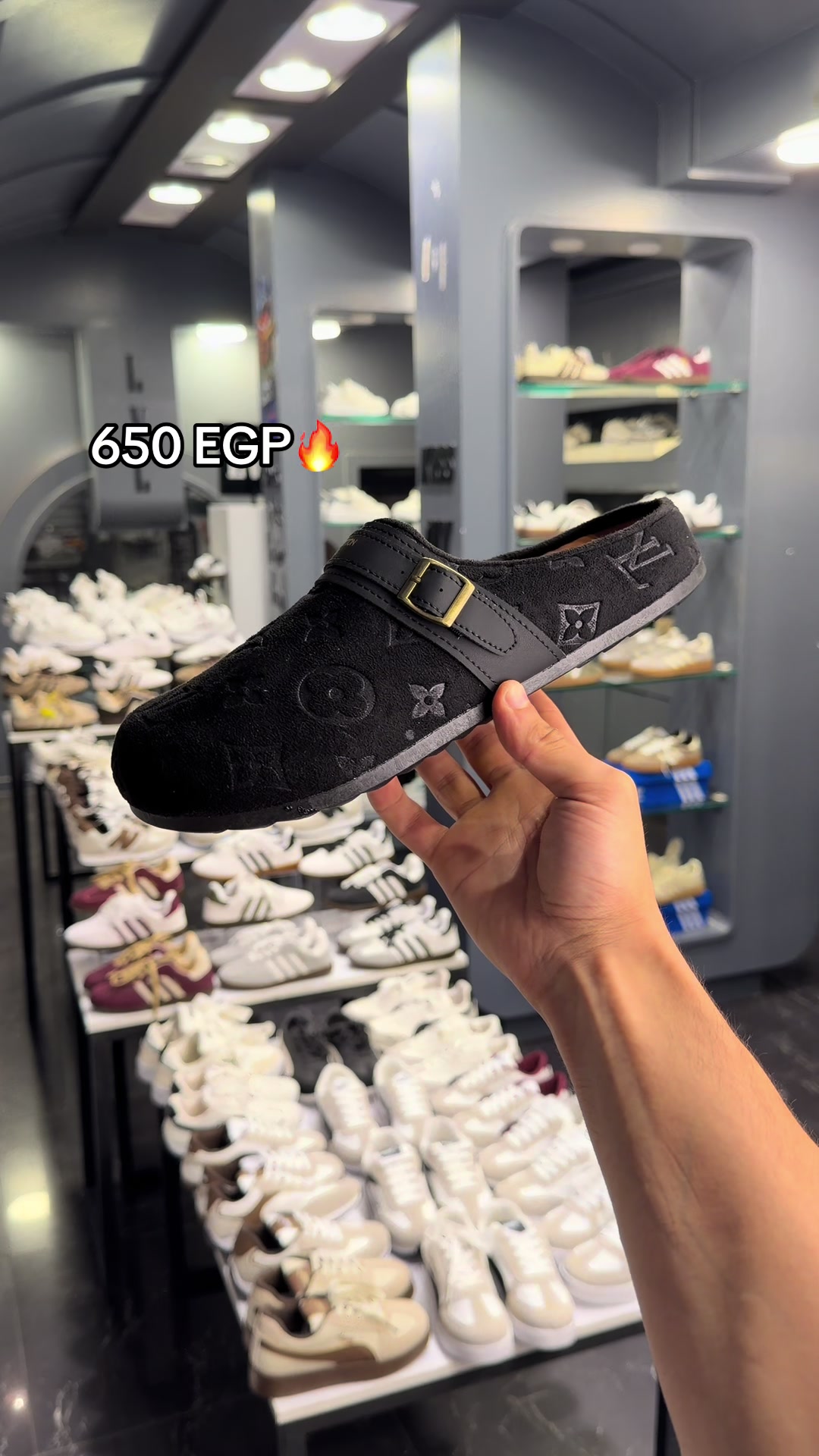 @Level shoe