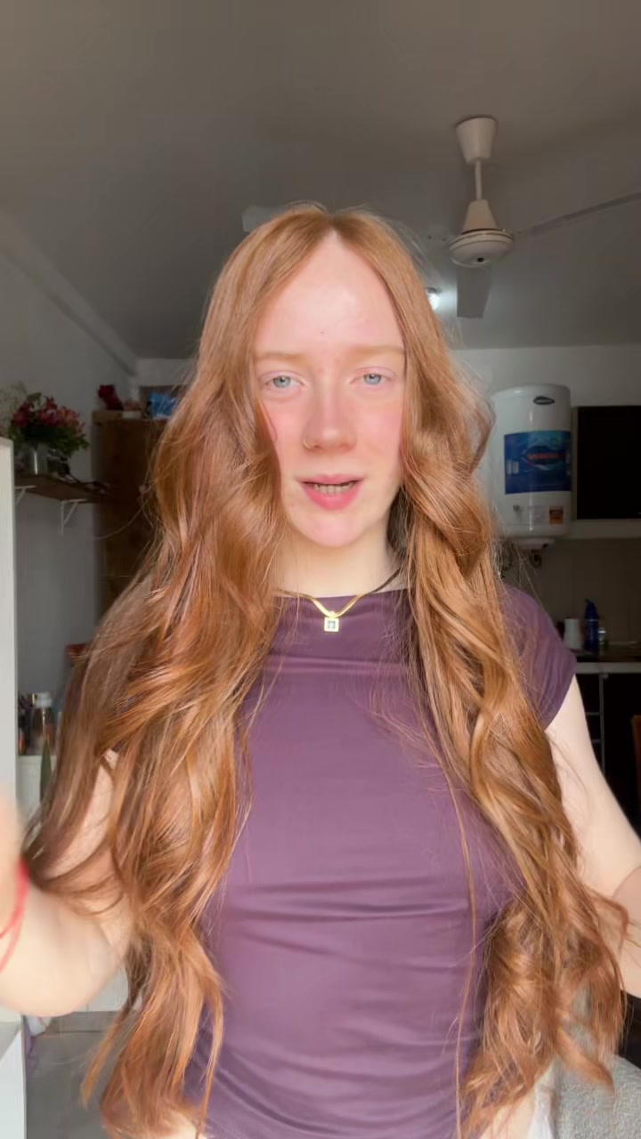 @Tayná