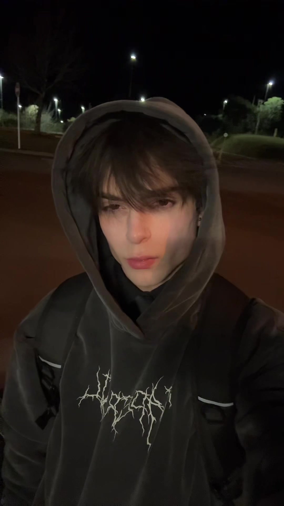 @๐๐๐ค๐ข๐ณ