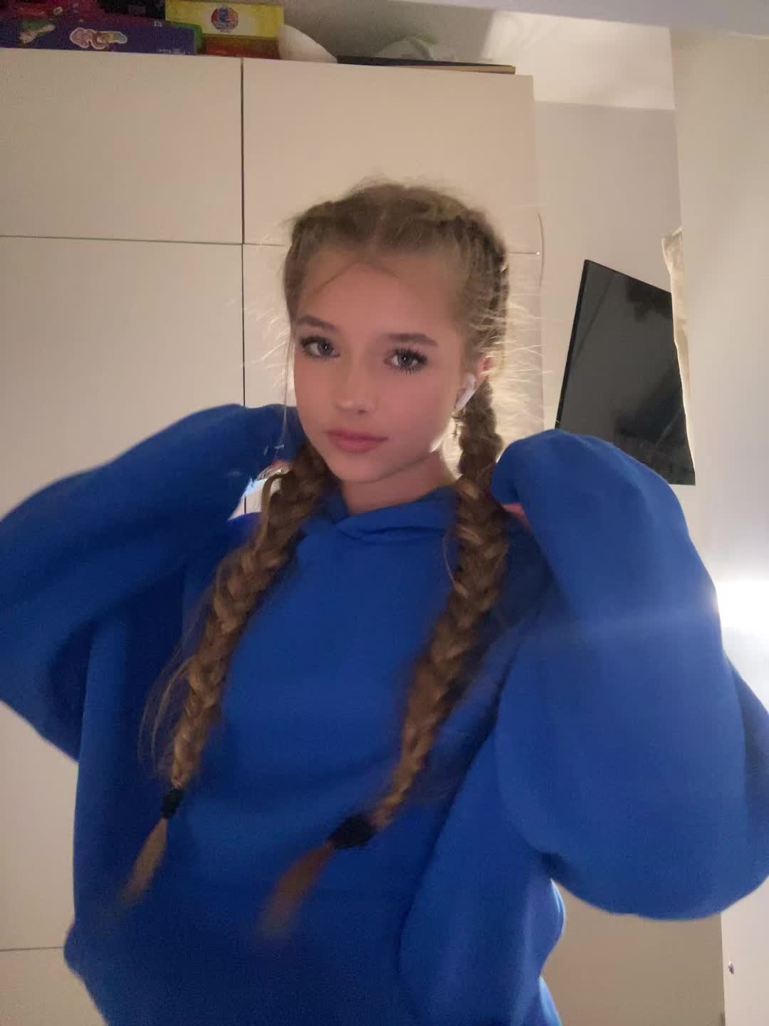 @ig: hqnixa0.16 𝜗ৎ