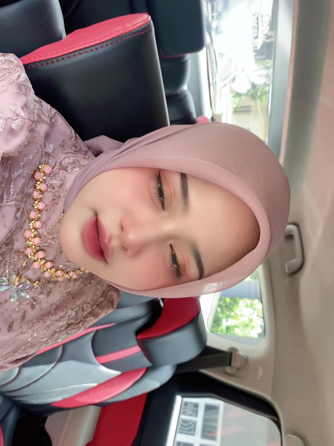 @Incess🥰