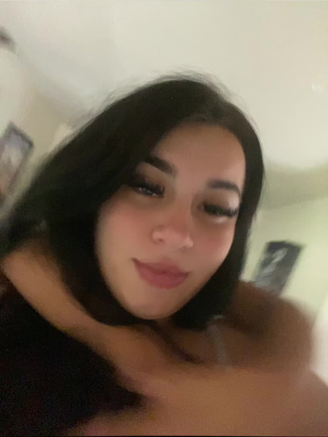 @riahlynn2400