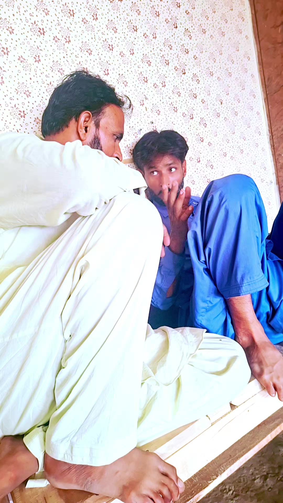 @RatRana Ayazna Ayaz